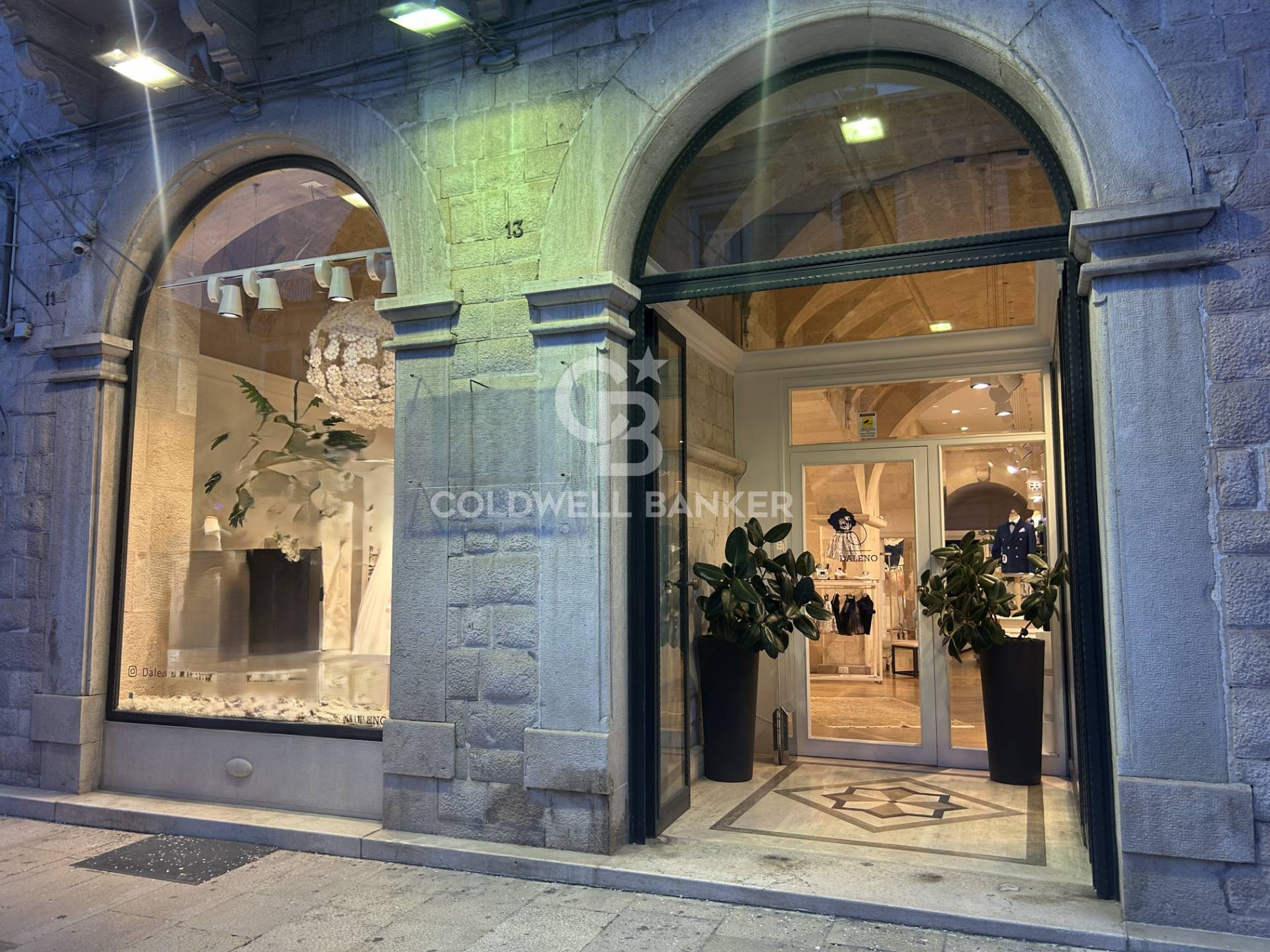 Locale commerciale in affitto a Barletta