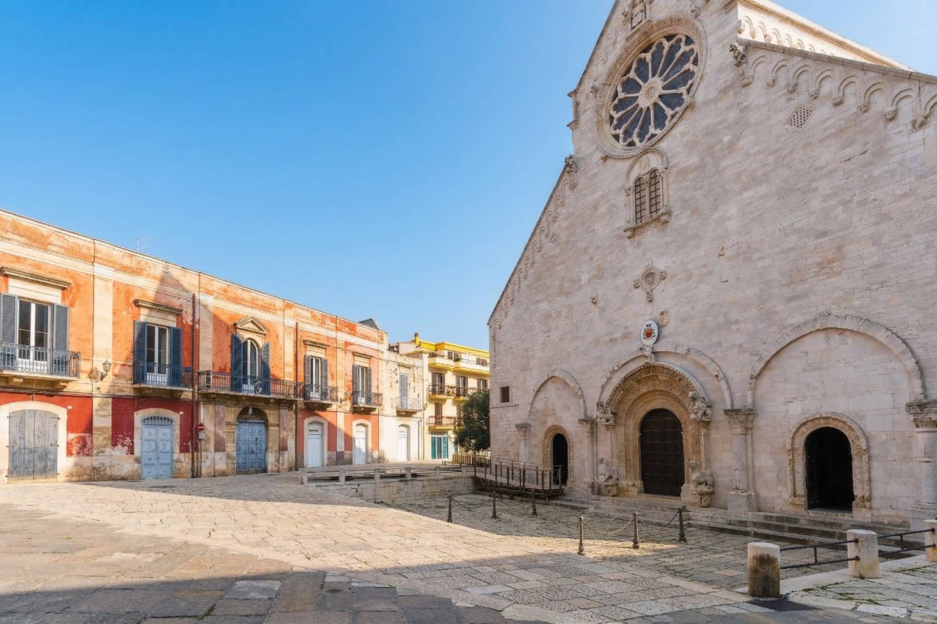 Palazzo in vendita a Ruvo di Puglia, Centro