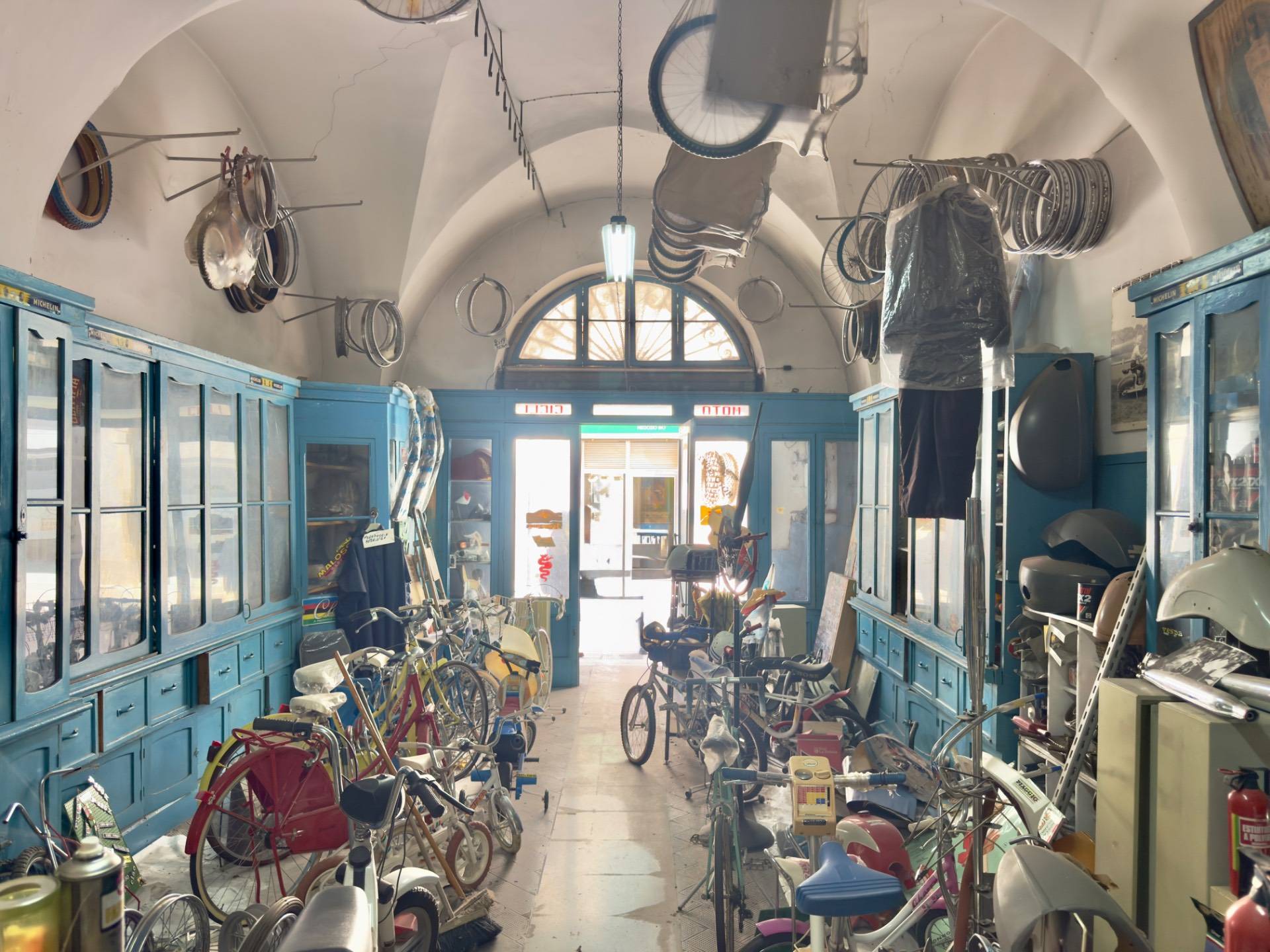 Locale commerciale in vendita a Galatina