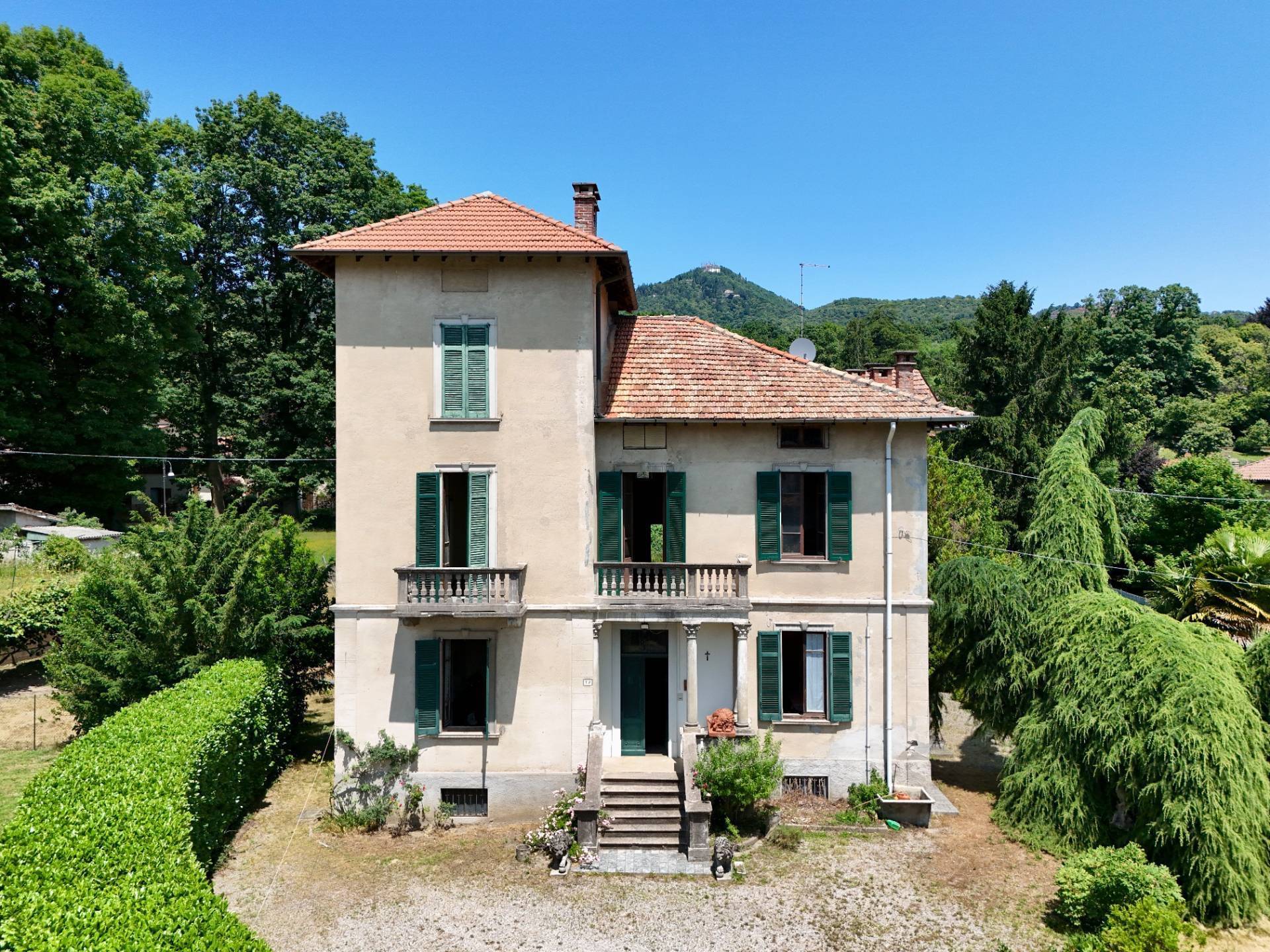 Villa storica in vendita a Casciago