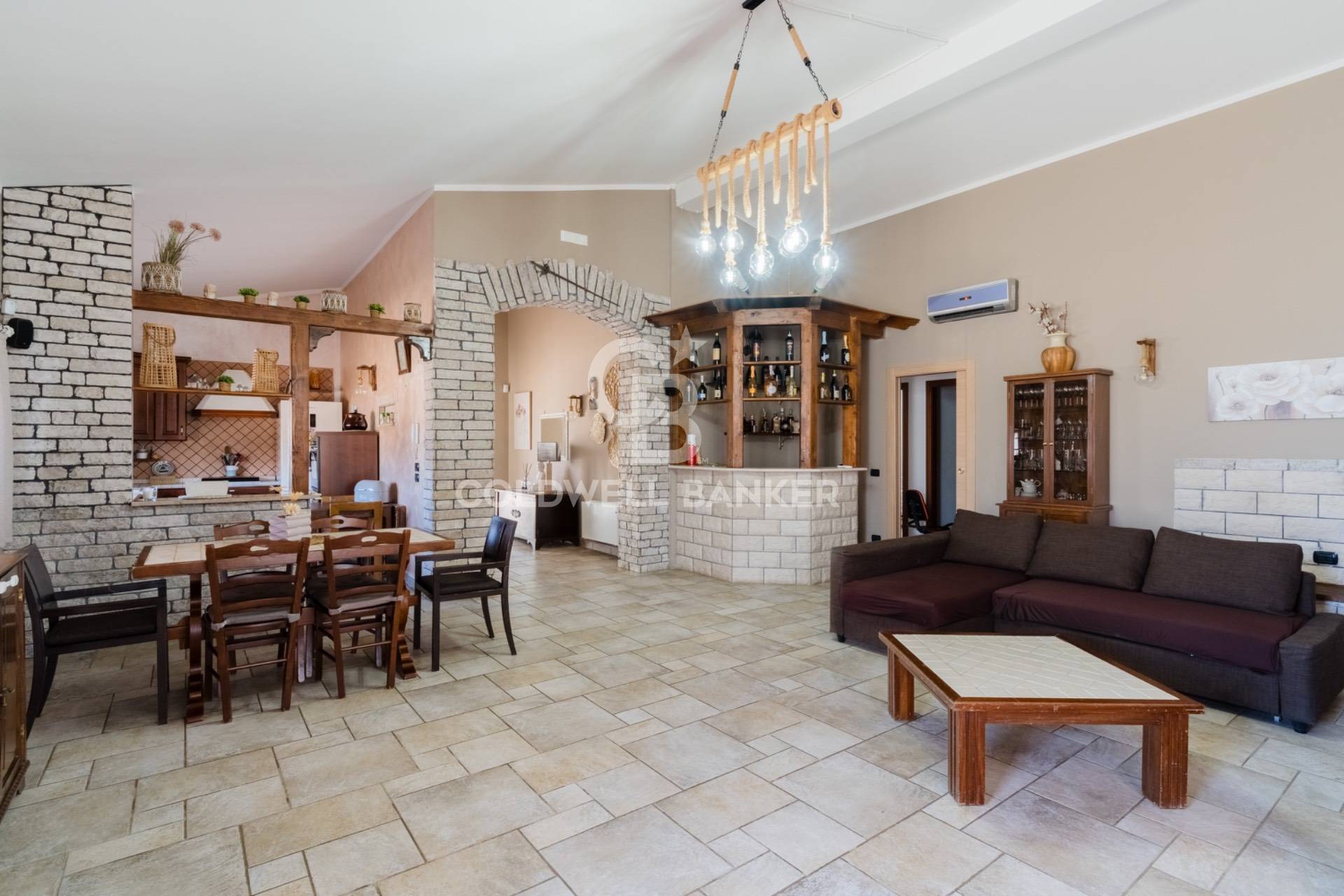 Villa bifamiliare in vendita a Andria