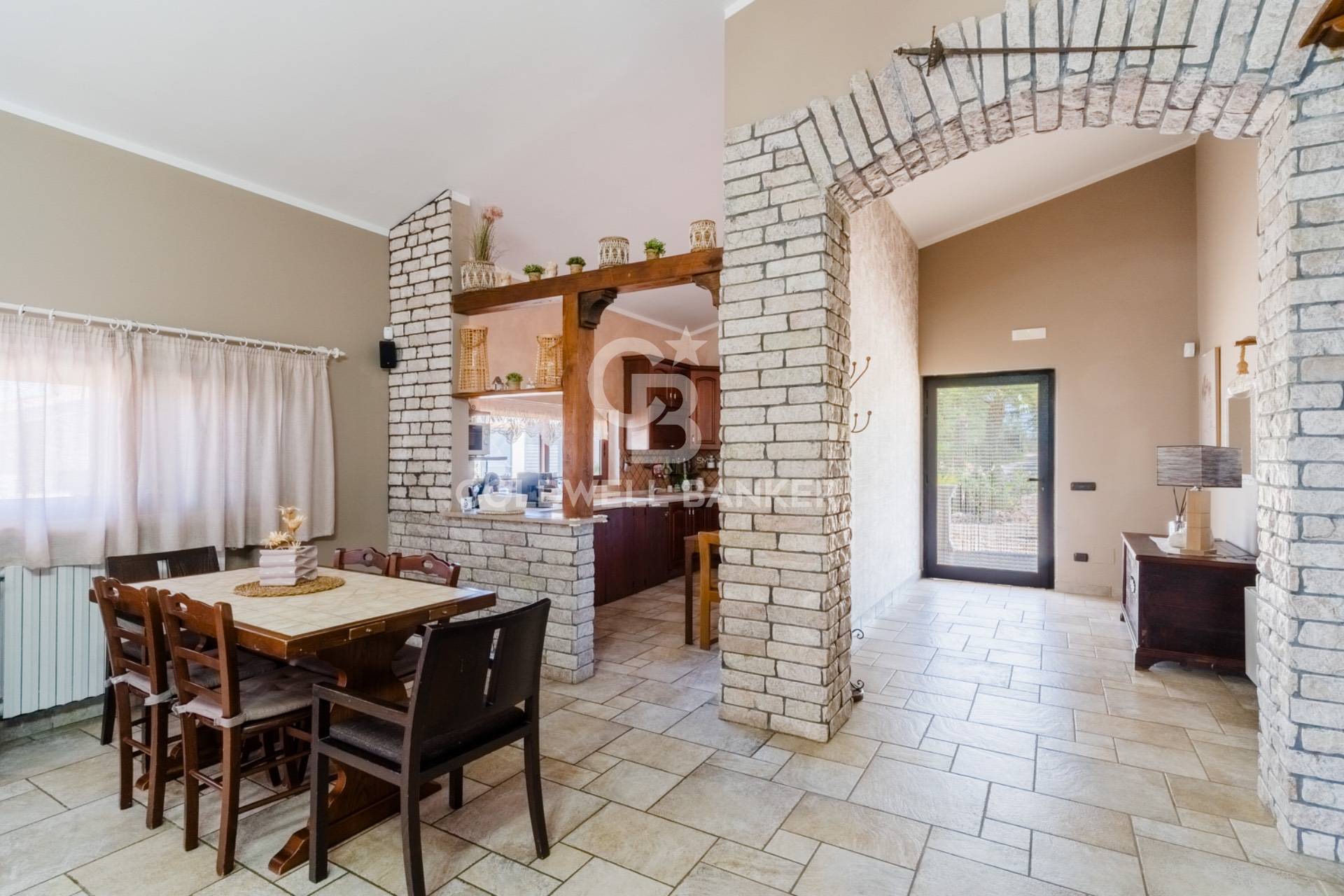 Villa bifamiliare in vendita a Andria