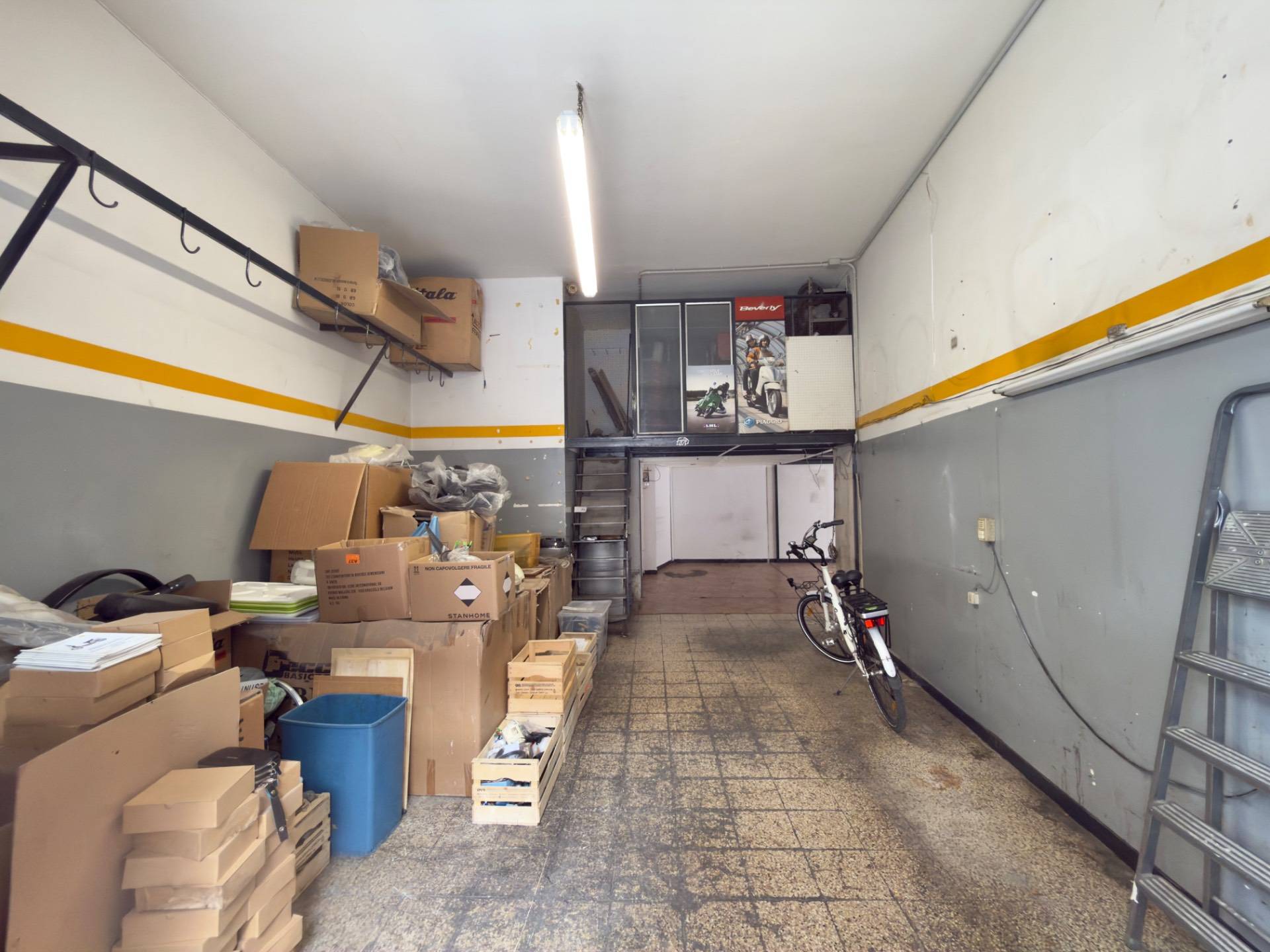 Locale commerciale in affitto a Andria