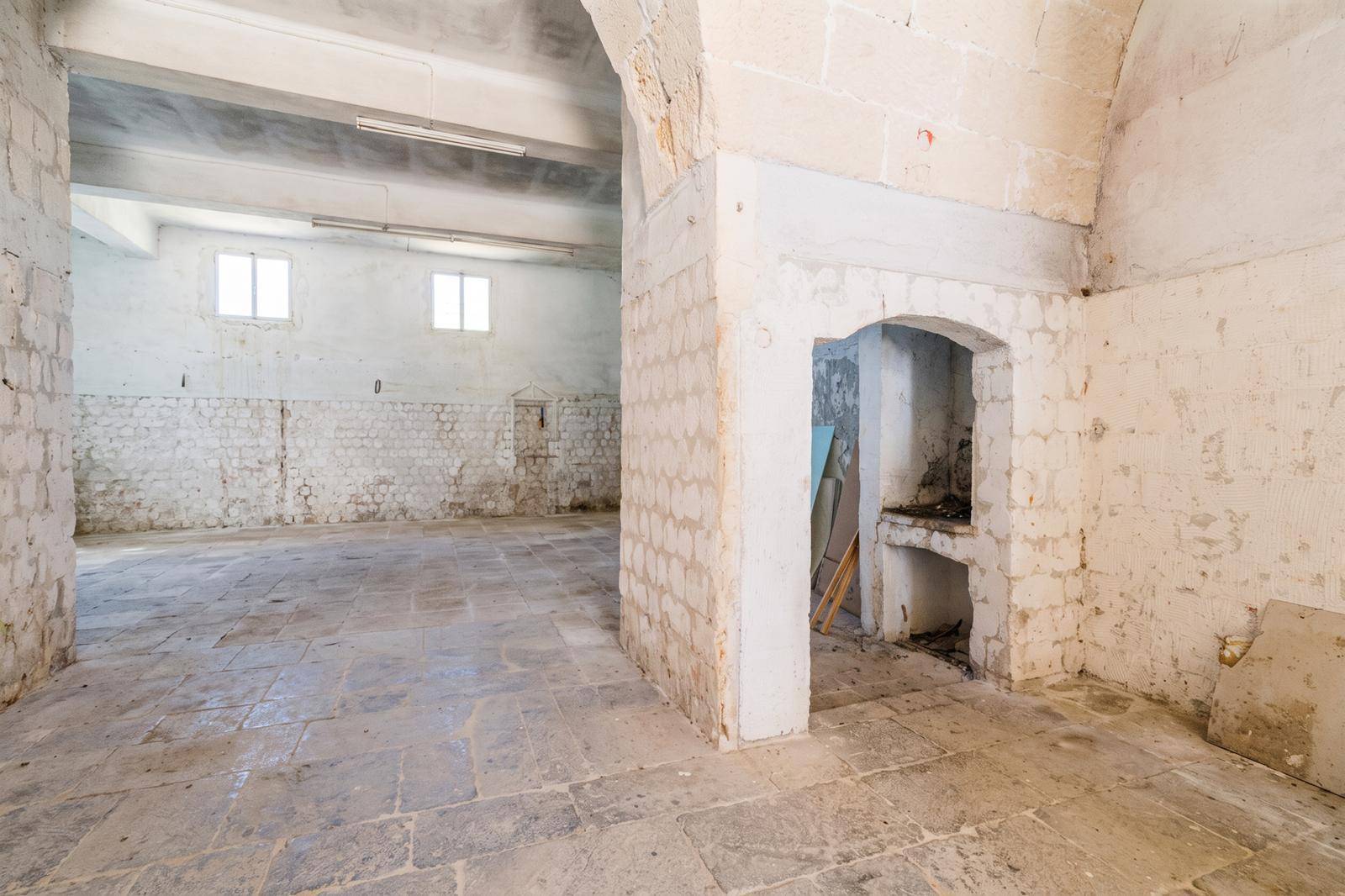 Stabile / Palazzo in vendita a Soleto