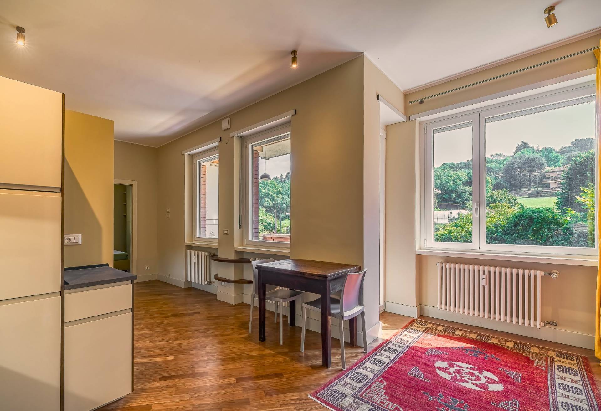 2 locali in vendita a Torino, Precollina Collina