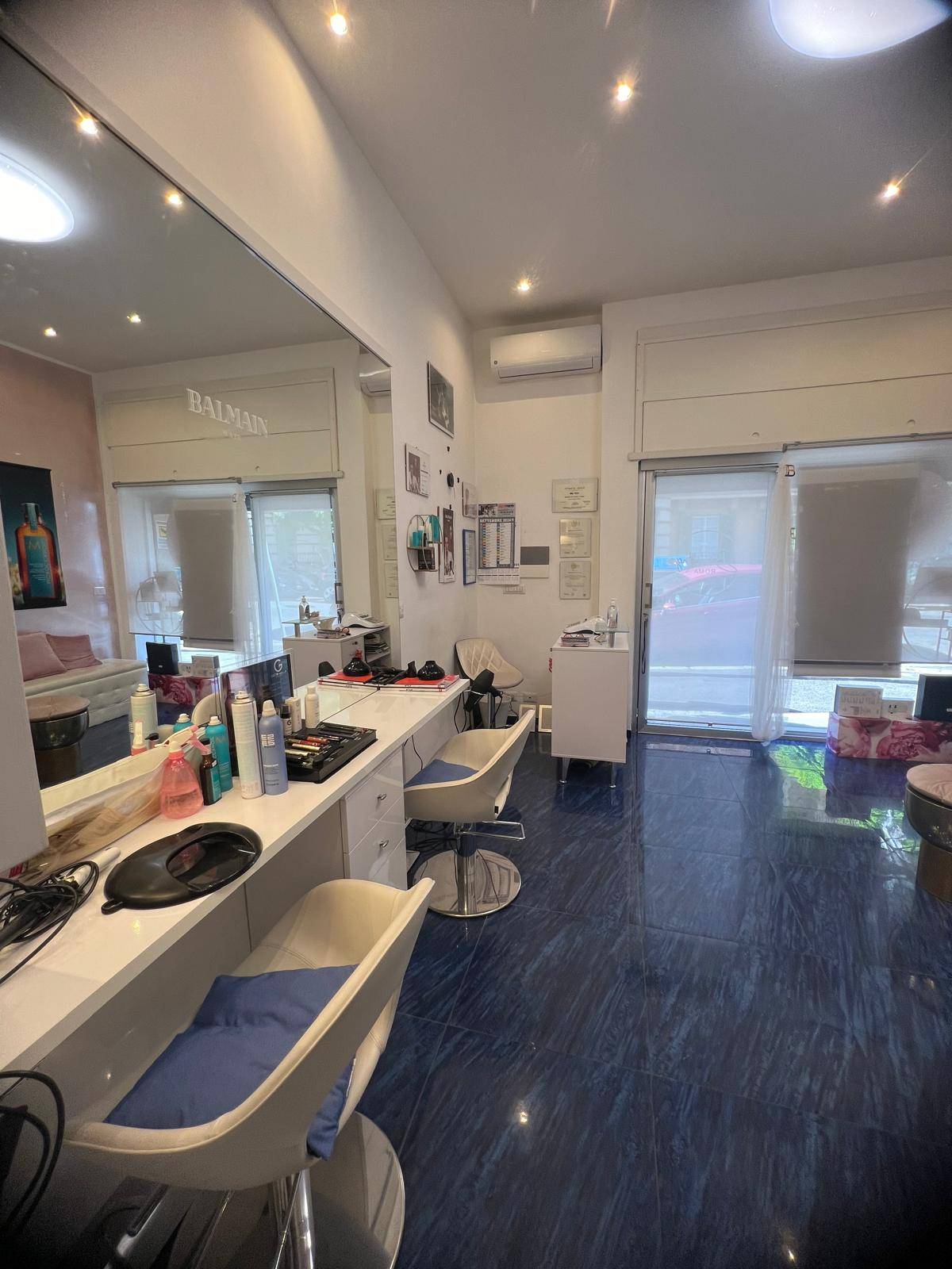 Locale commerciale in vendita a Roma, Trieste