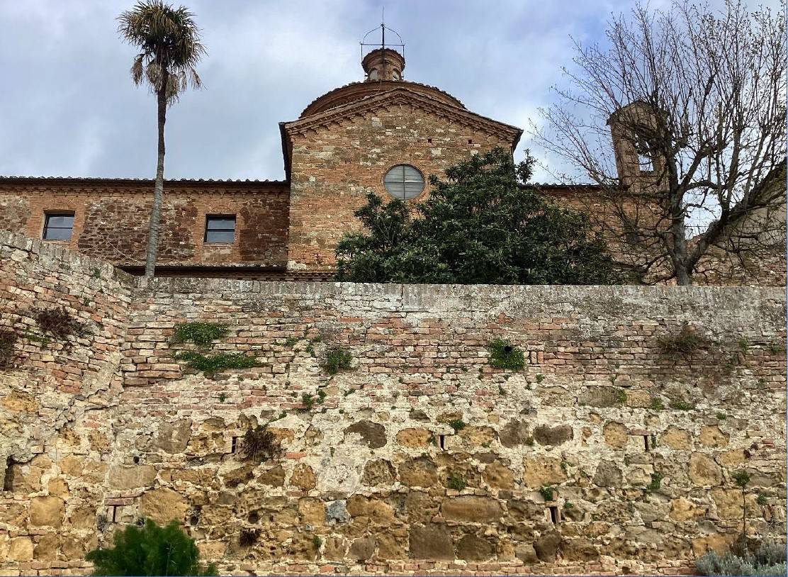 Monastero - Badia in vendita a Siena, Semicentrale