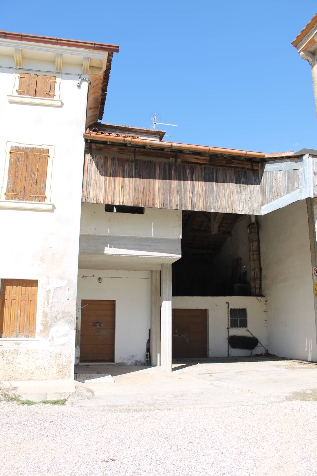 Rustico in vendita a Lavagno