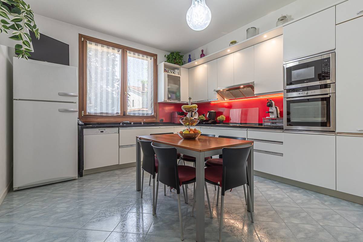 Villa in vendita a Terre del Reno