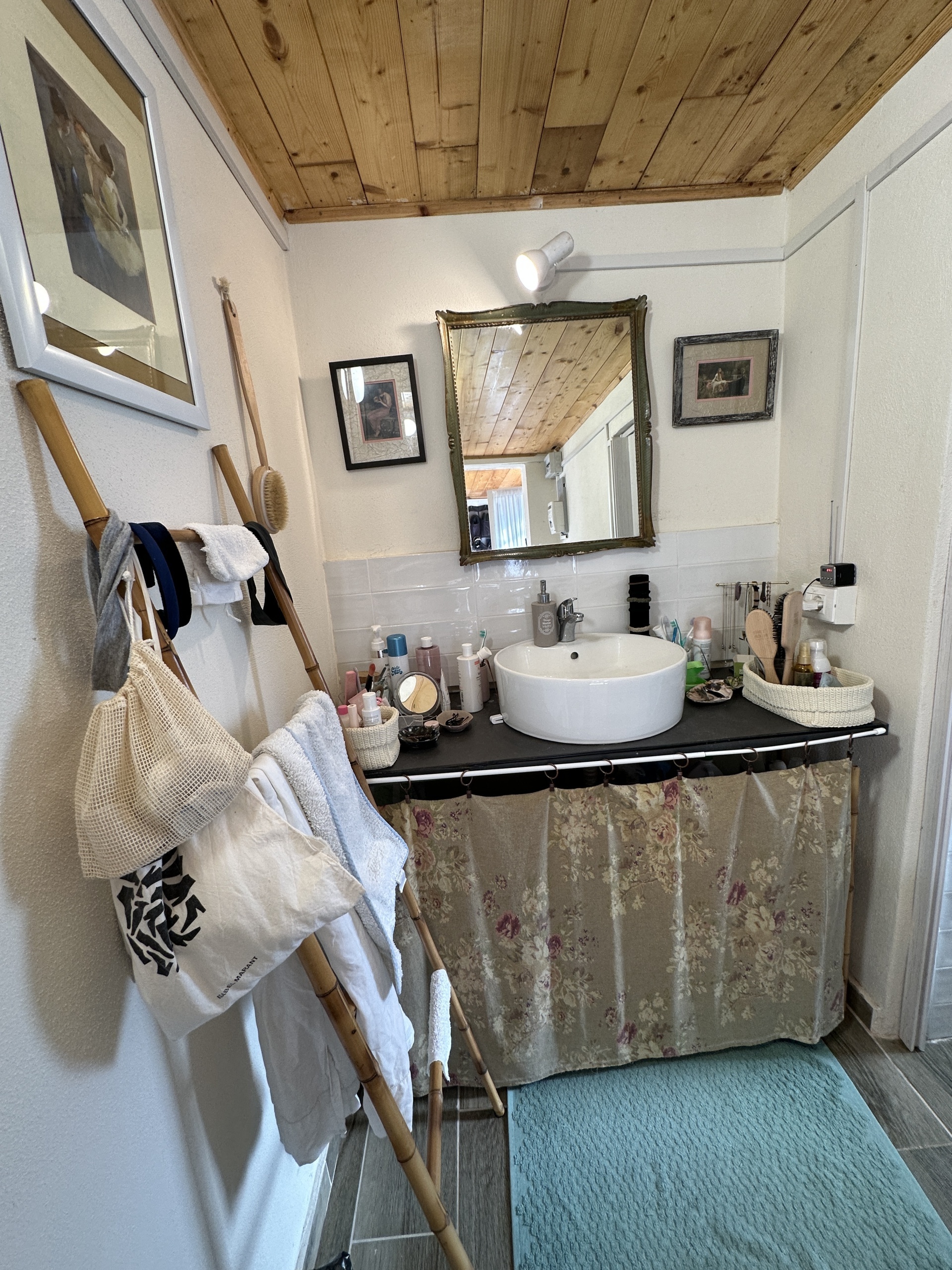 Casa indipendente con terrazzo, Moconesi chiose