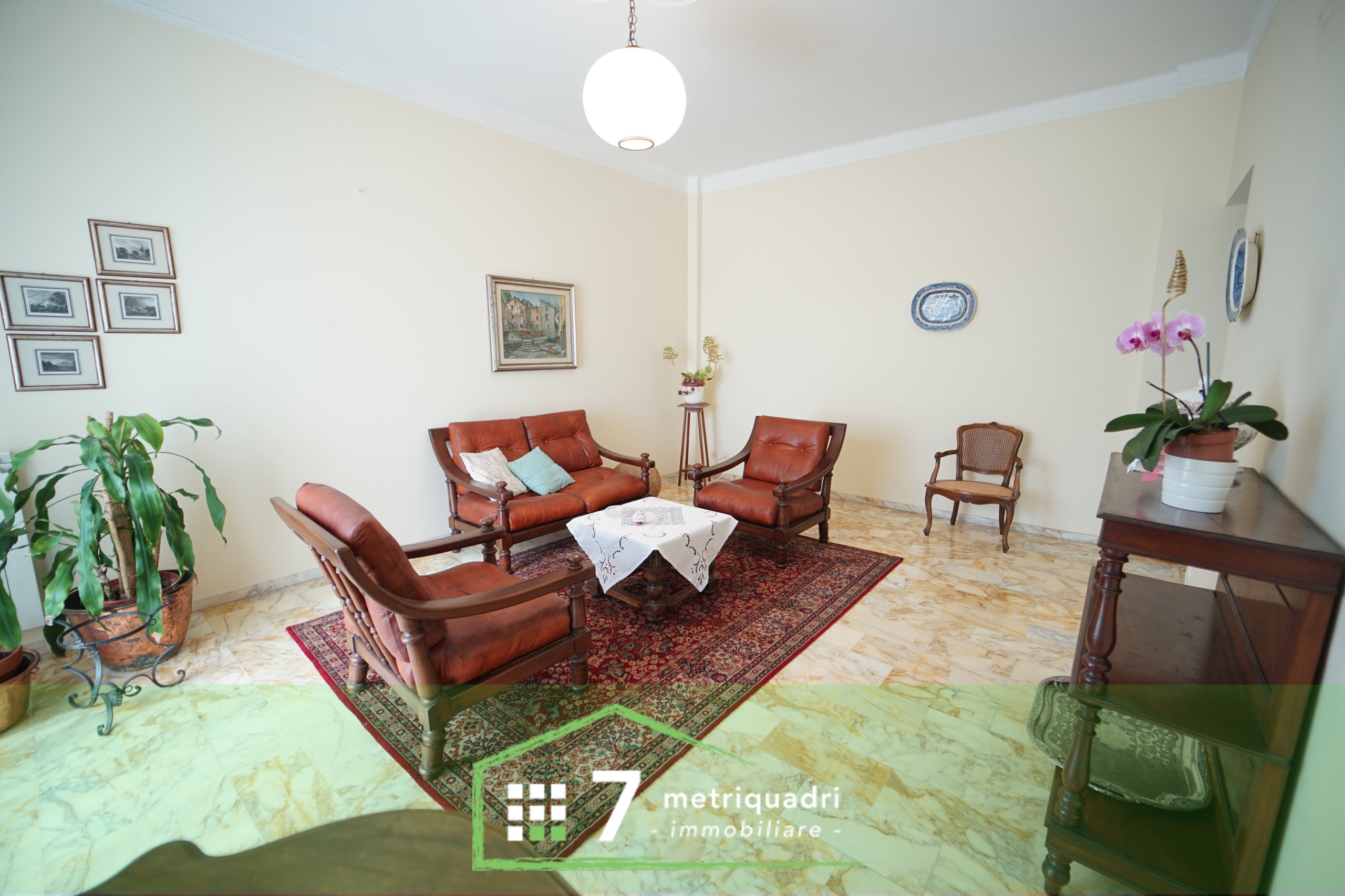 Appartamento con box, Chiavari centro levante