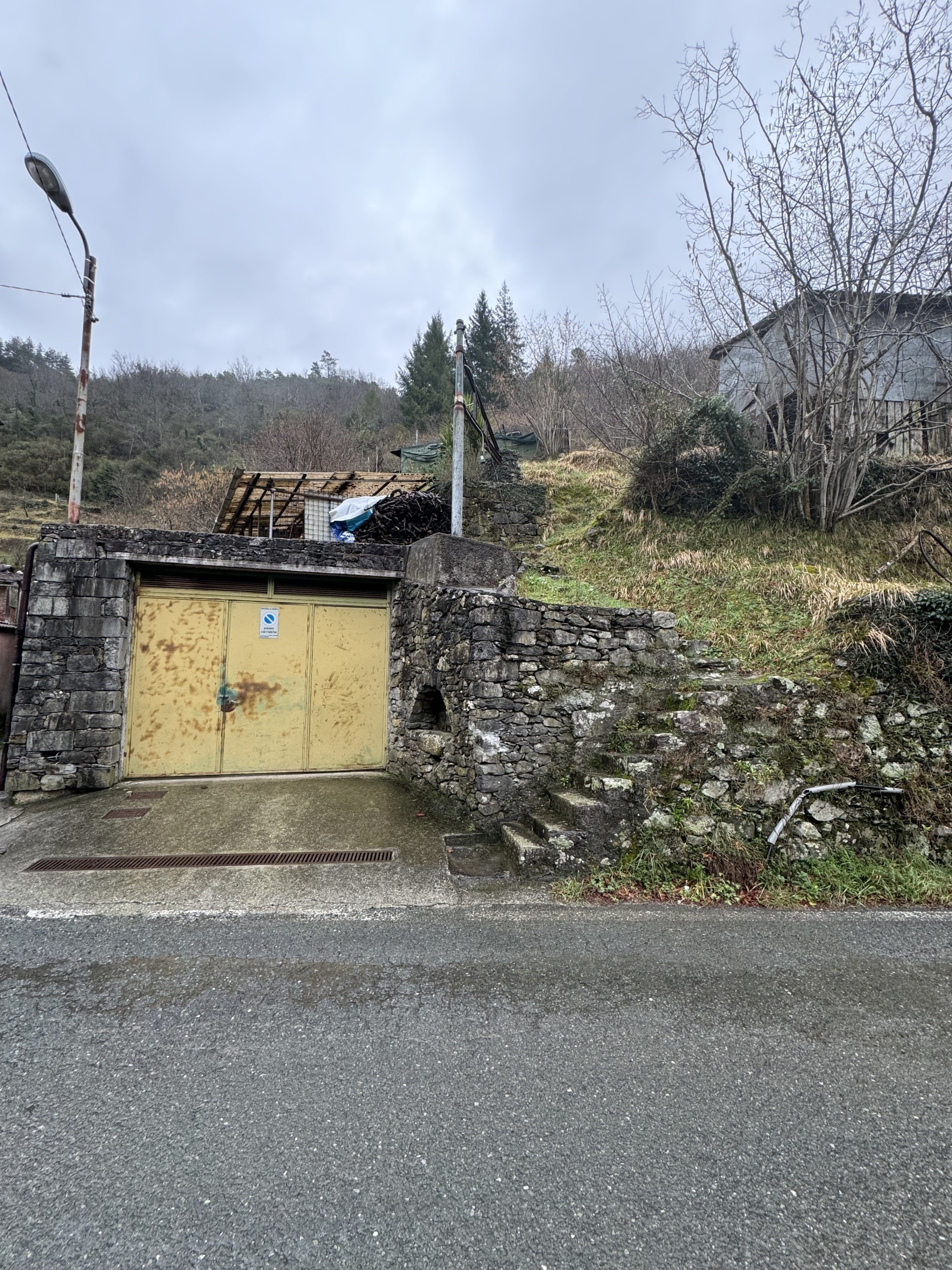 Casa indipendente con box doppio, San Colombano Certenoli cichero
