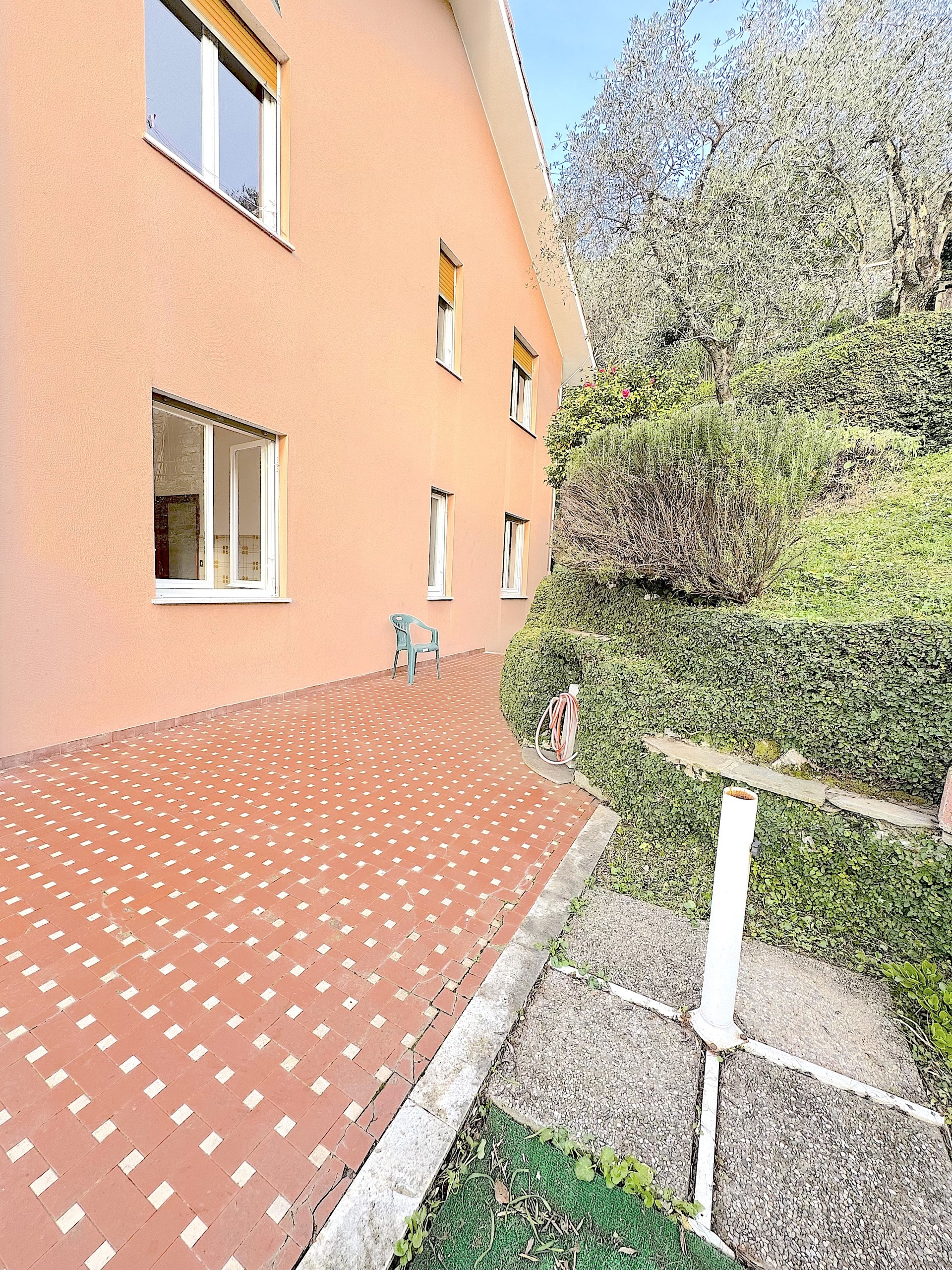 Quadrilocale in affitto a Leivi