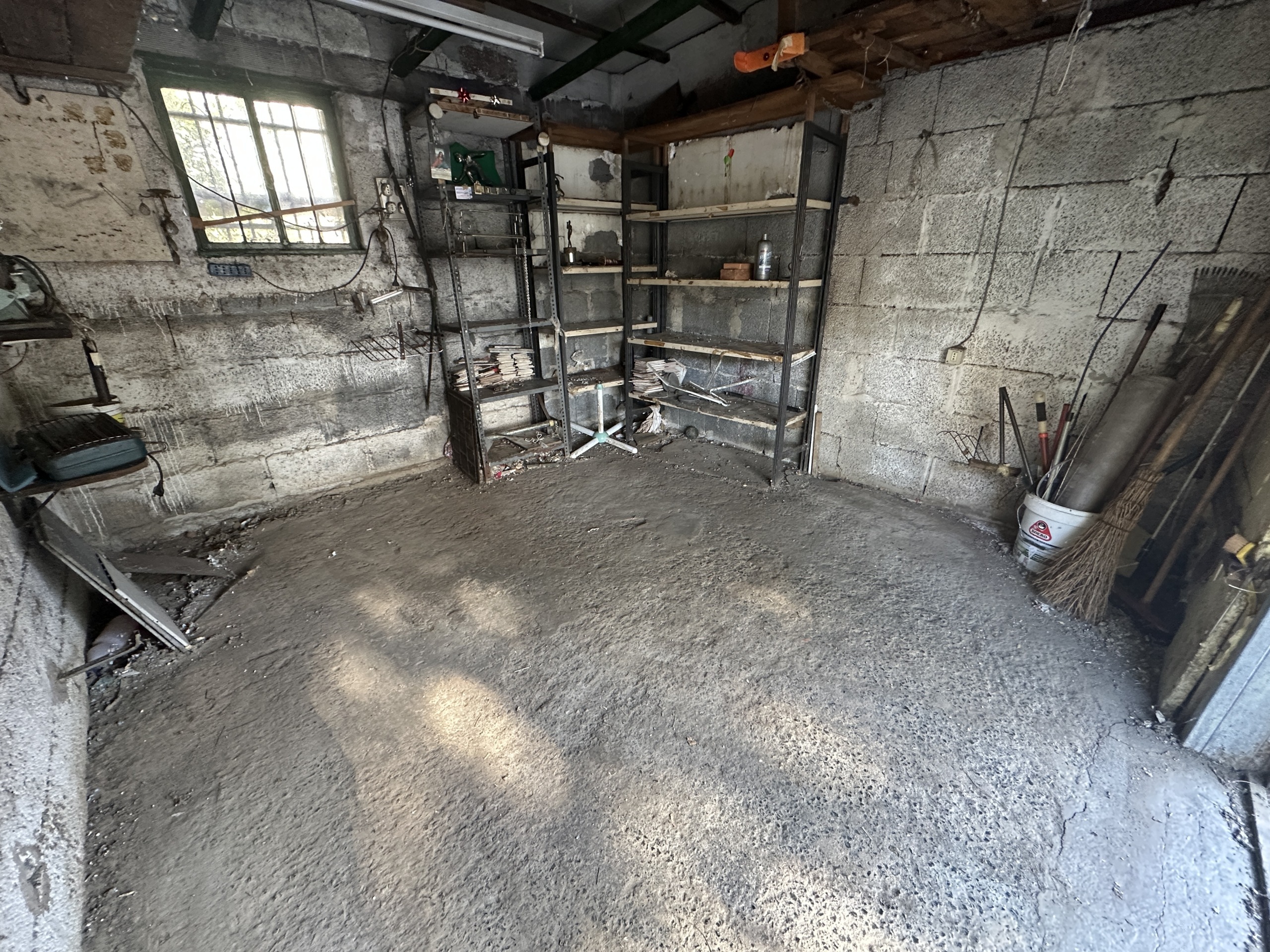 Box/Garage 13mq da ristrutturare, Chiavari sampierdicanne