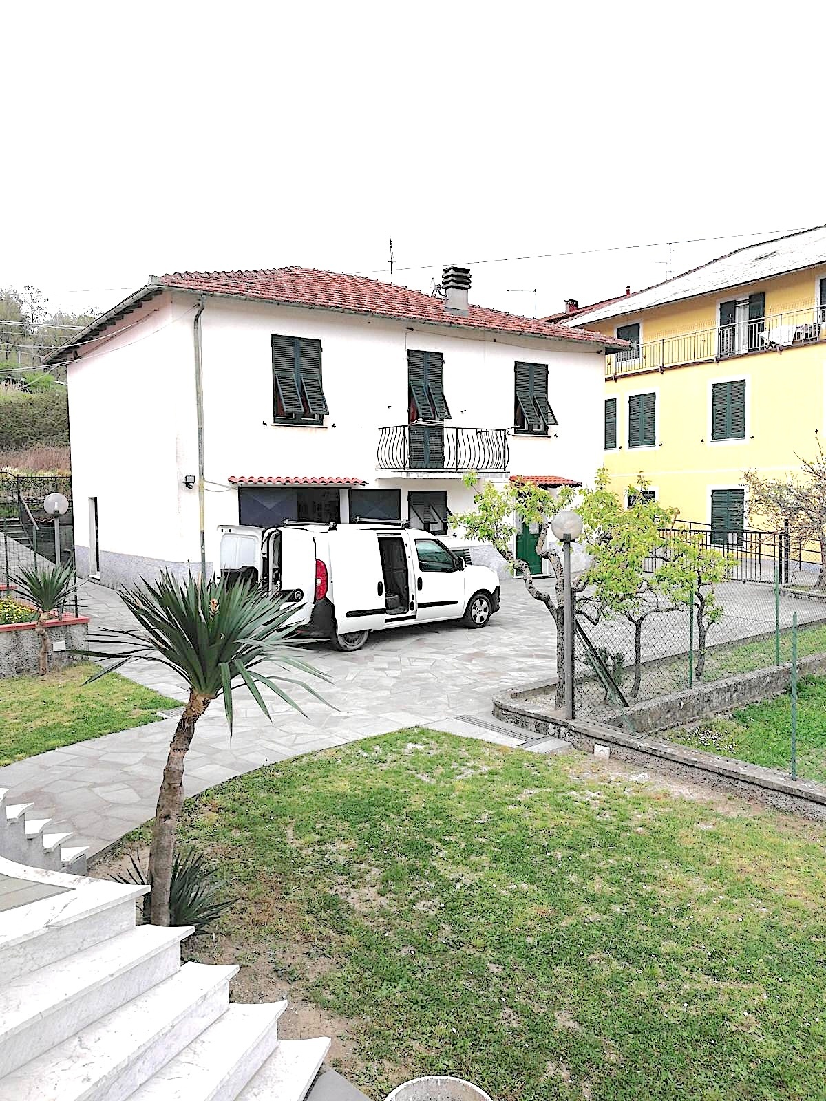 Casa indipendente con box doppio, Varese Ligure san pietro vara