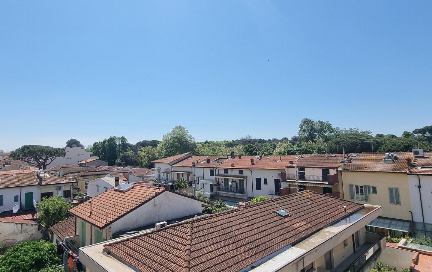 Trilocale con giardino, Viareggio don bosco