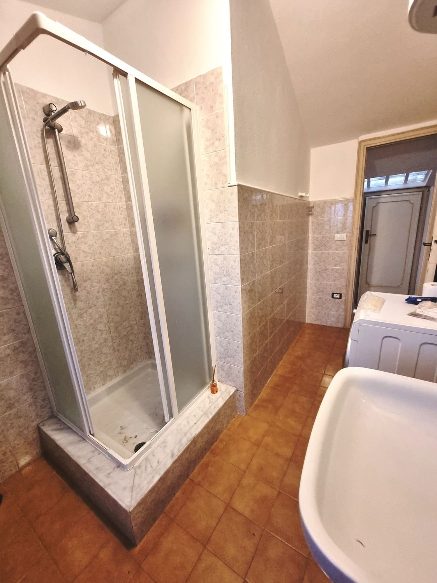 Villa con terrazzo a Viareggio