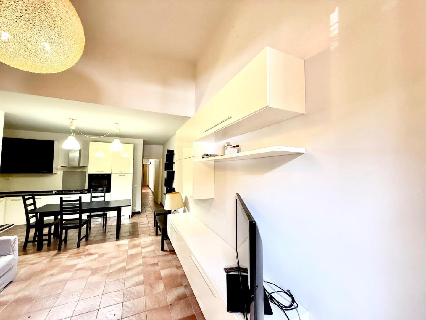 Trilocale con giardino, Camaiore lido di