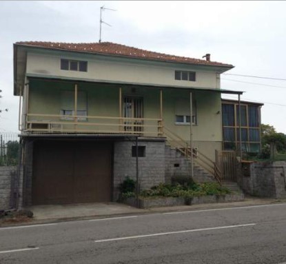 Villa in vendita in corso giuseppe garibaldi 19, Gattico-Veruno