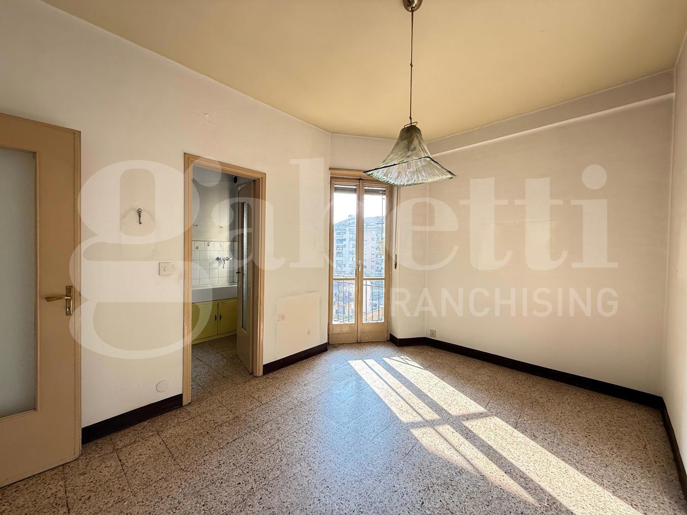 Quadrilocale da ristrutturare a Torino