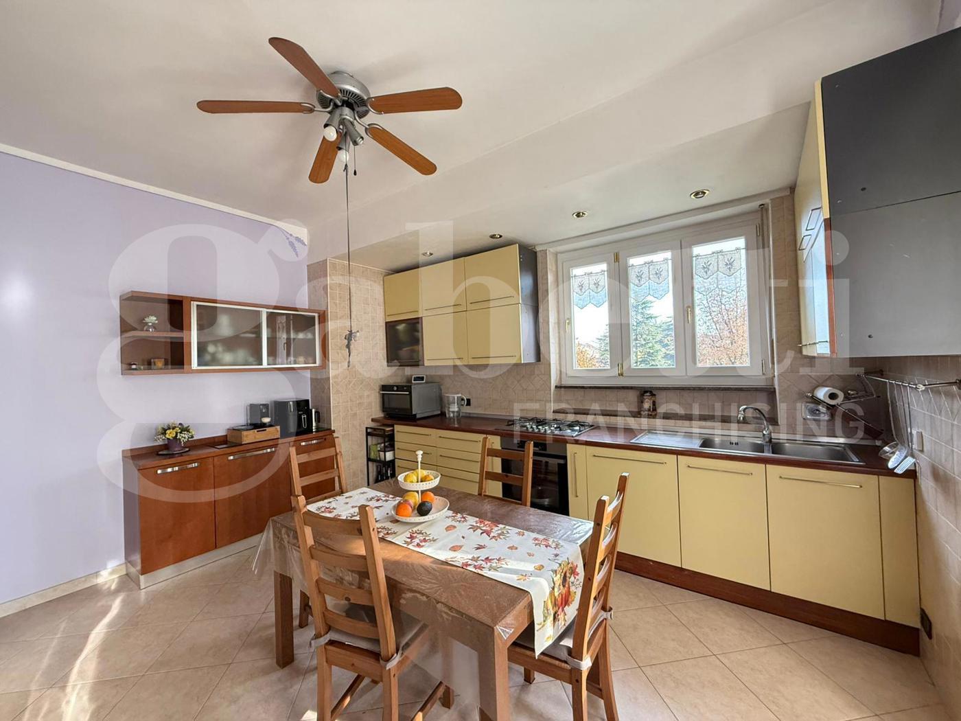 Quadrilocale in vendita a Grugliasco