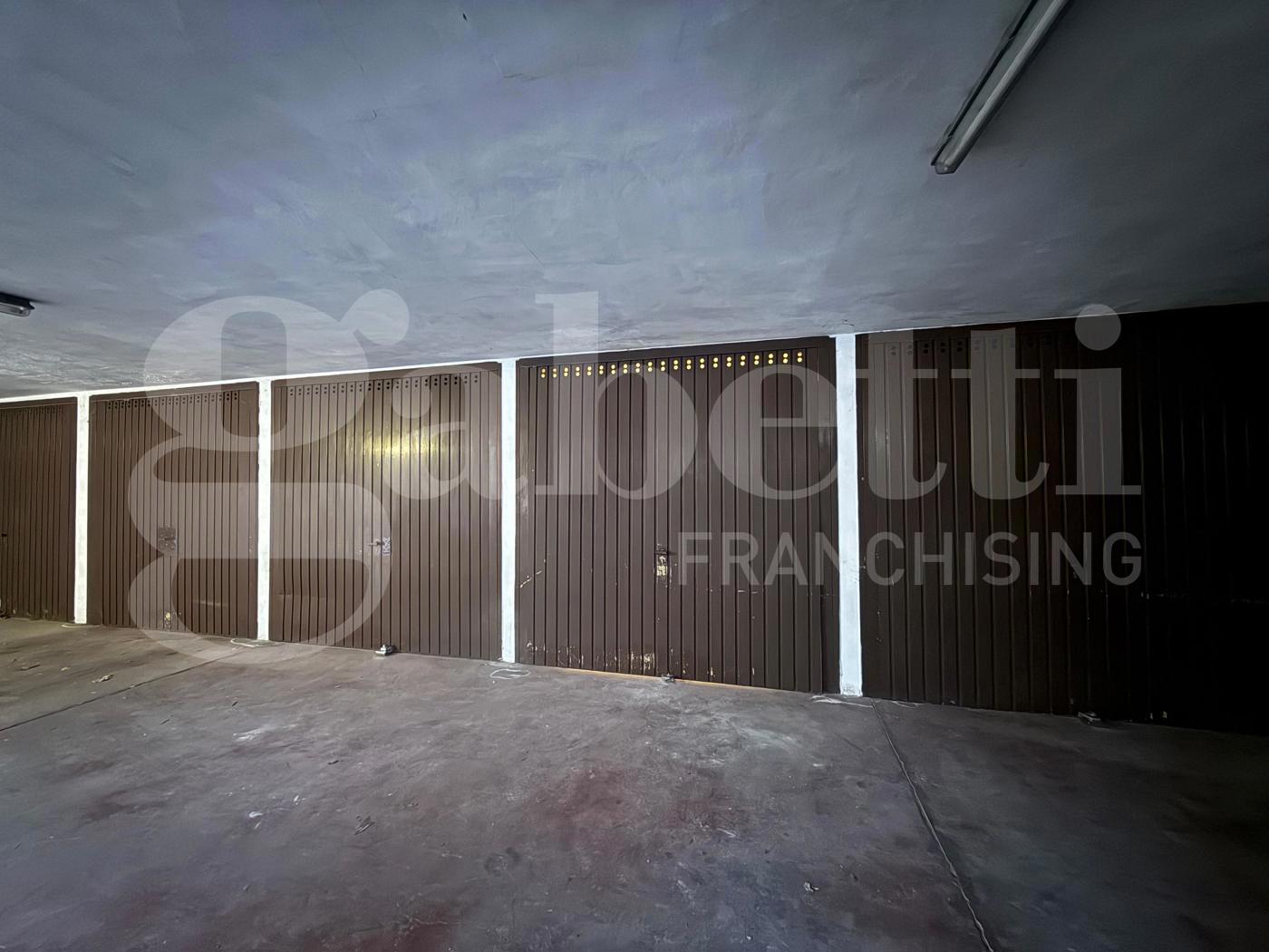 Box/Garage 13mq in vendita a Collegno