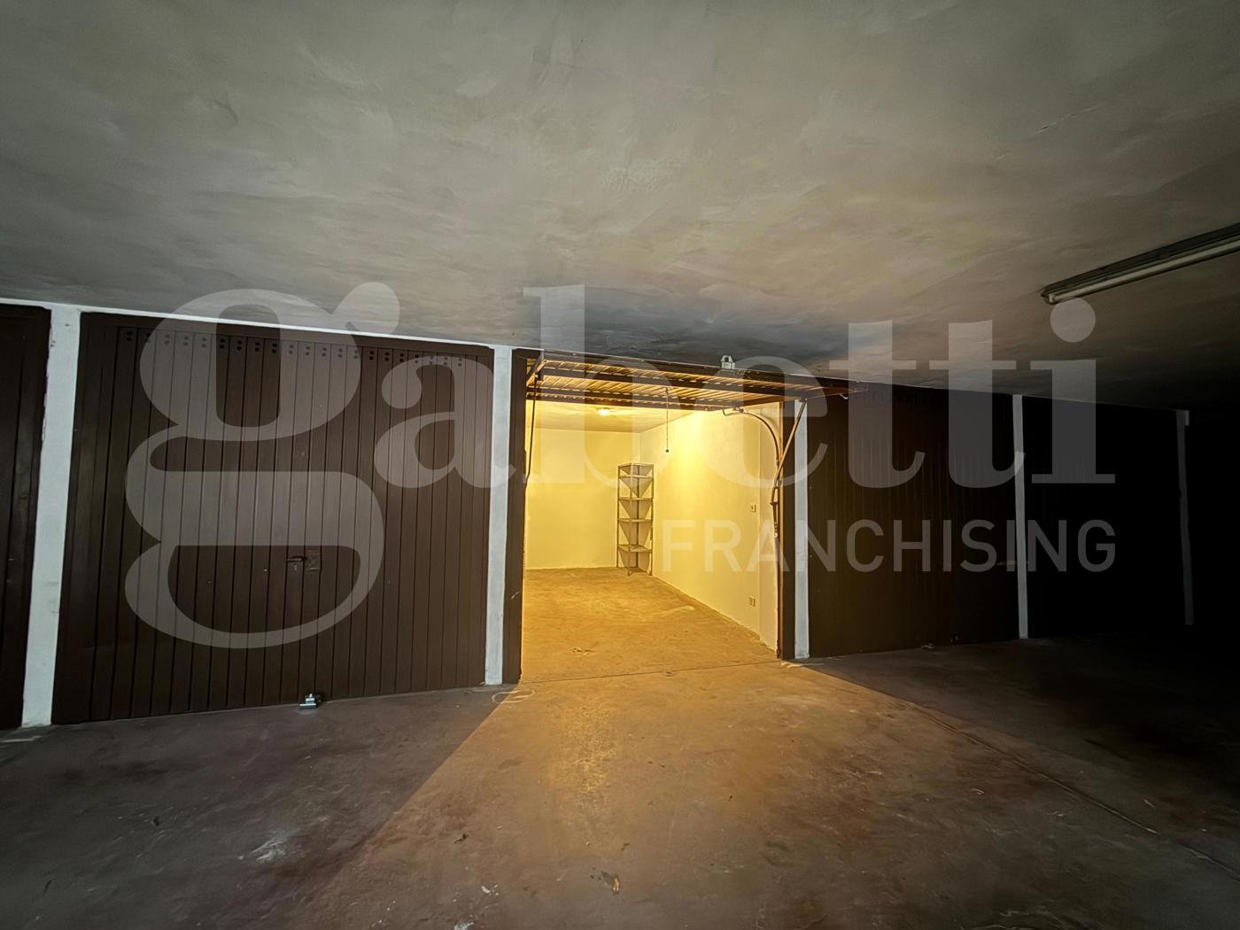 Box/Garage 13mq in vendita a Collegno