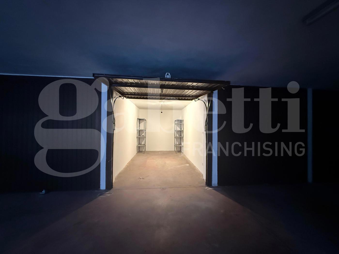 Box/Garage 13mq in vendita a Collegno