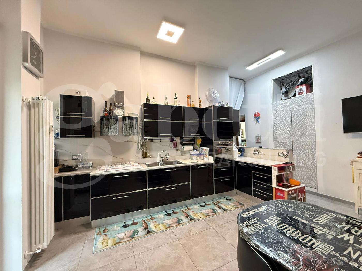 Trilocale con giardino a Torino