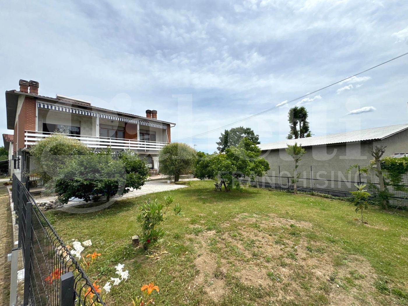 Casa indipendente con giardino a Alpignano