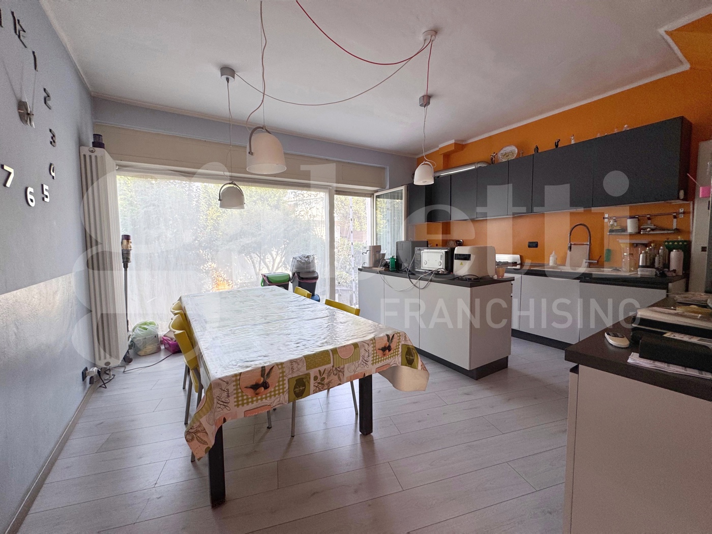 Casa indipendente con giardino a Torino