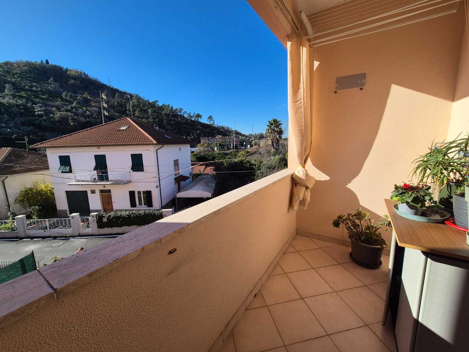 Appartamento con terrazzo in via antica romana orientale 30, Sestri Levante