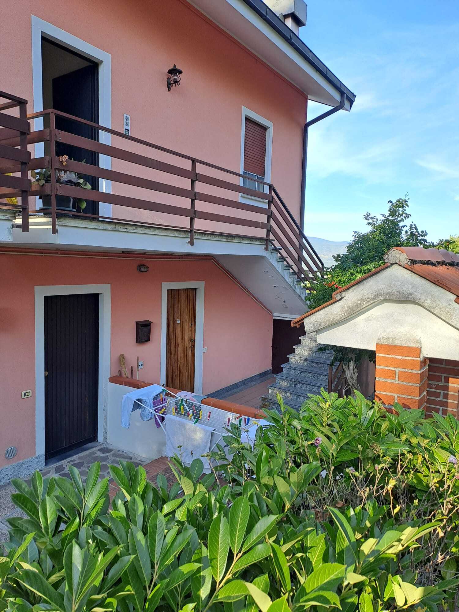 Trilocale in vendita in villaggio la crocetta tavarone 3, Maissana