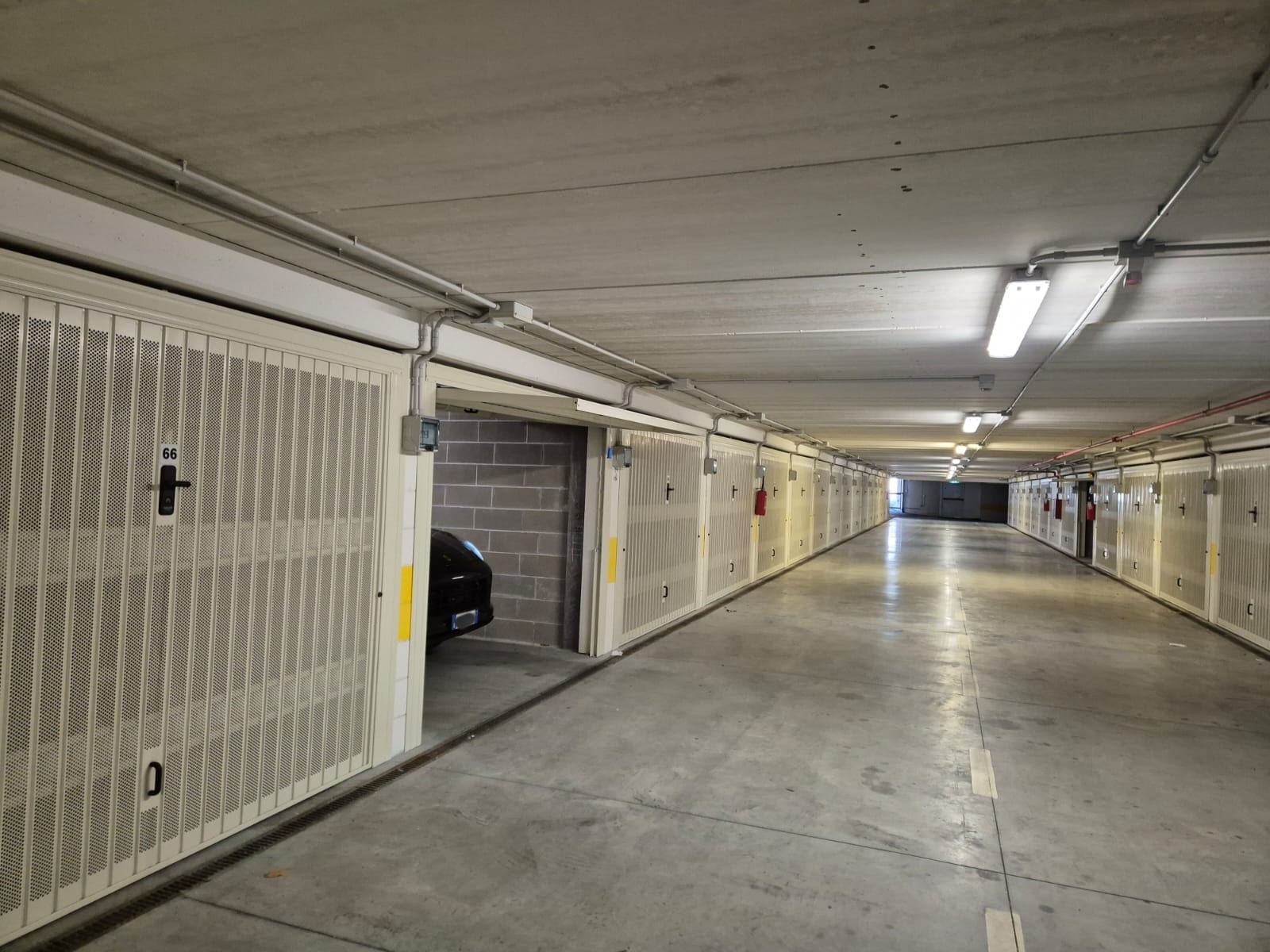 Box/Garage 25mq in vendita in piazza della stazione 6e, Sestri Levante