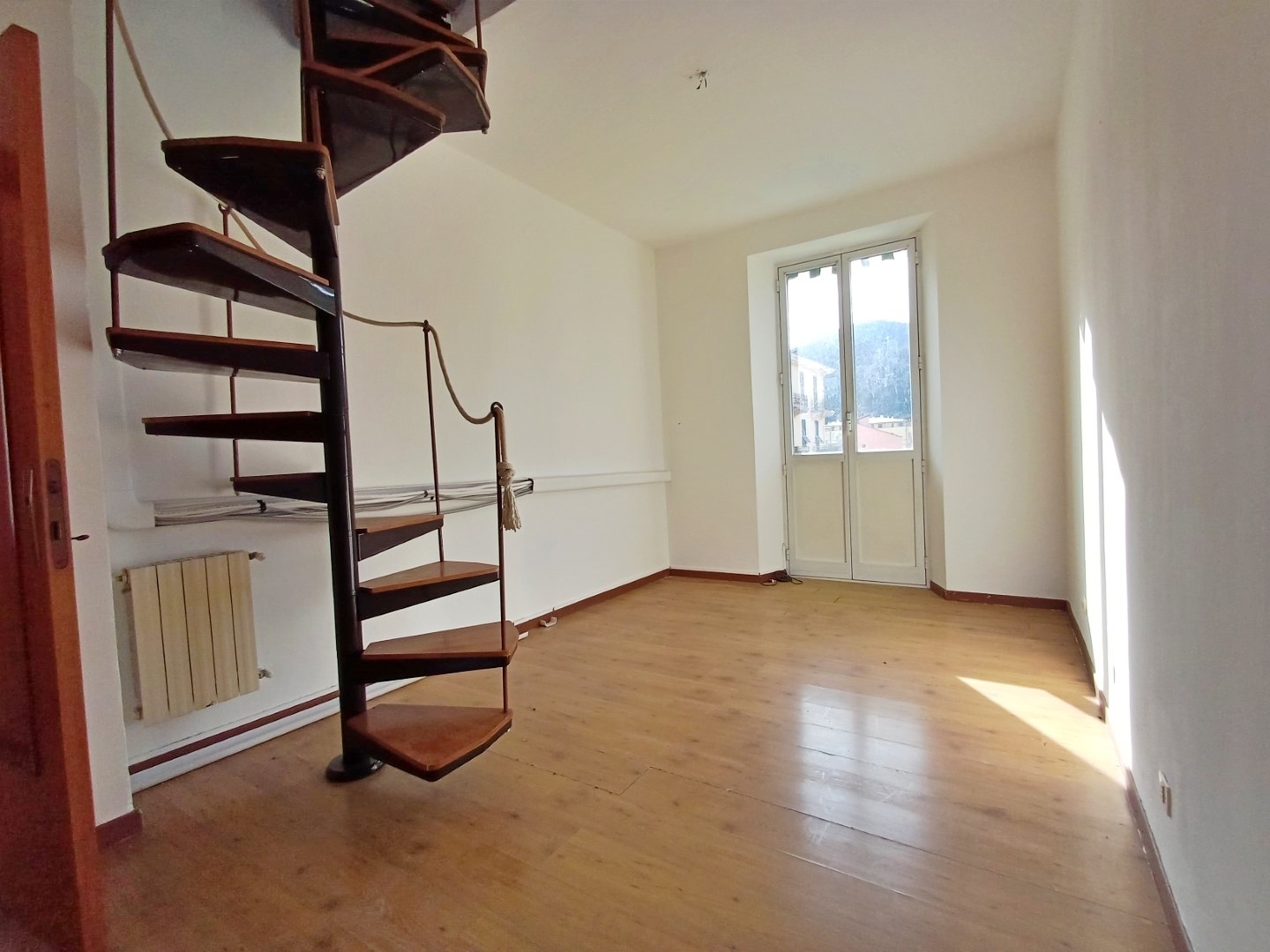 Appartamento con giardino in via nazionale 570, Sestri Levante