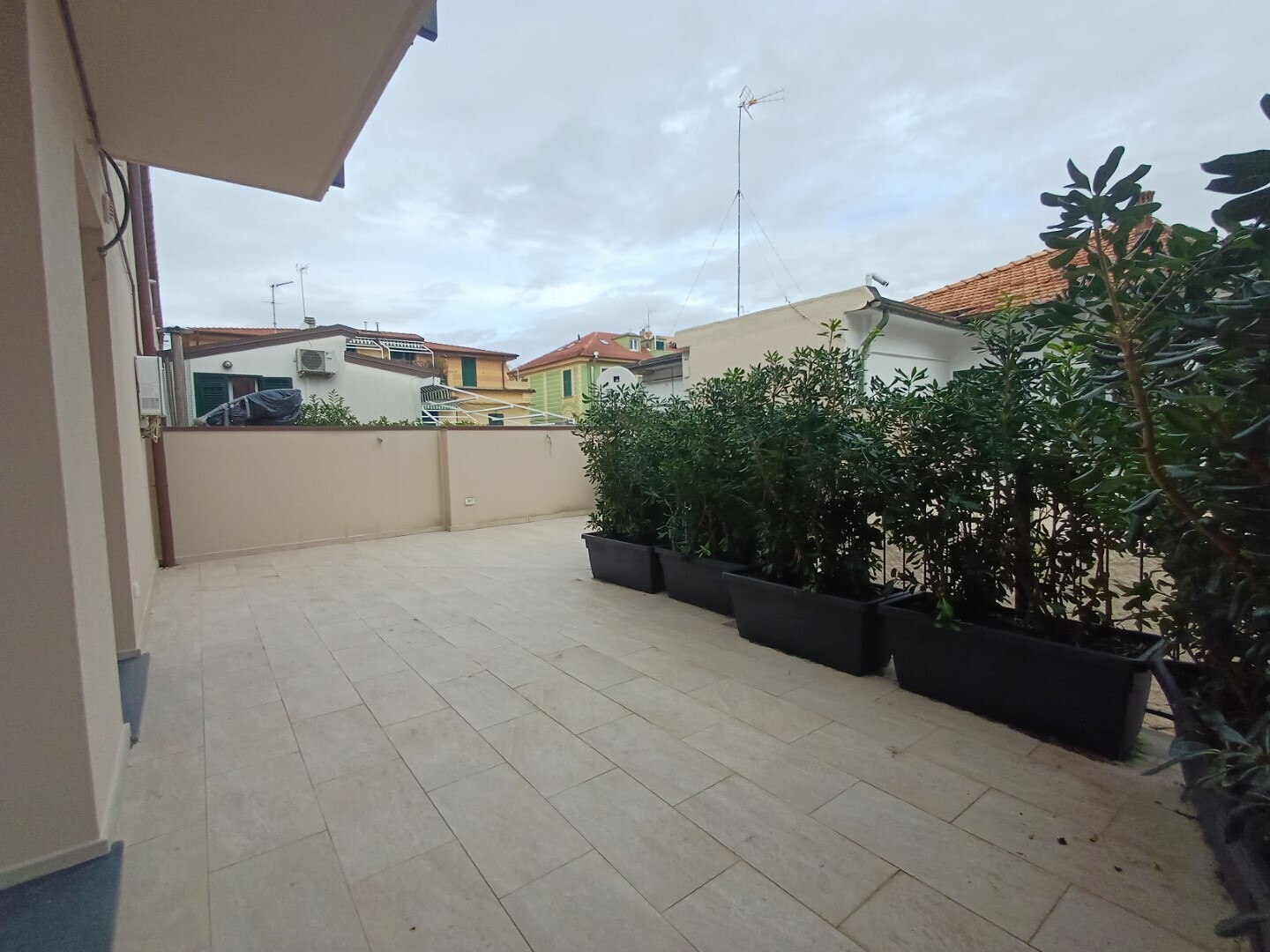 Trilocale con terrazzo in viale dante alighieri 27, Sestri Levante