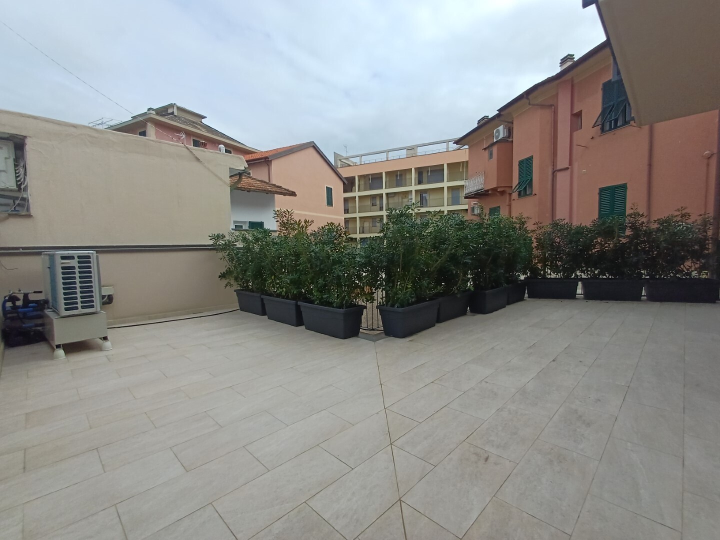 Trilocale con terrazzo in viale dante alighieri 27, Sestri Levante