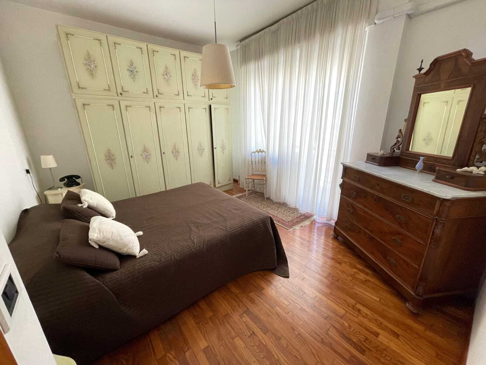 Appartamento vista mare in lungomare giovanni descalzo, Sestri Levante