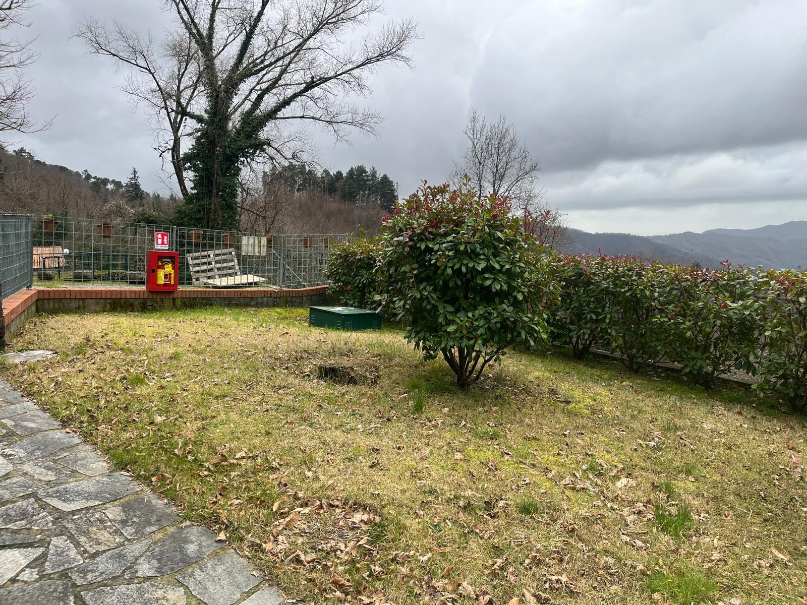 Villa con giardino in via nostra signora della guardia 43, Castiglione Chiavarese