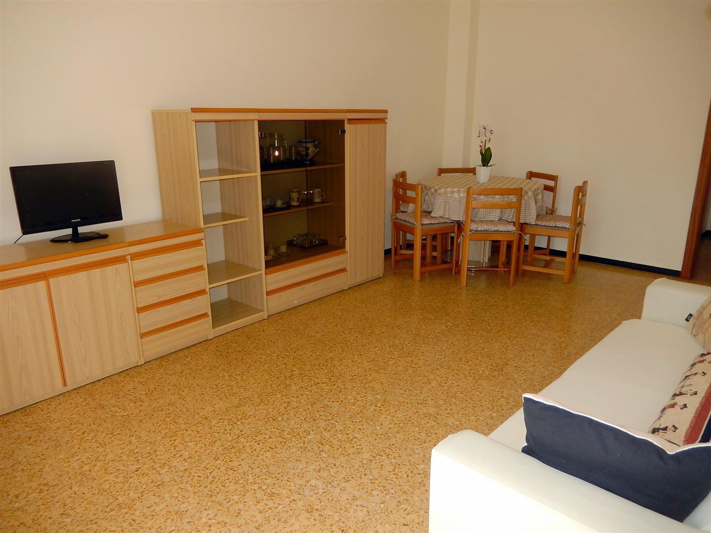 Appartamento con terrazzi in via della chiusa 101, Sestri Levante