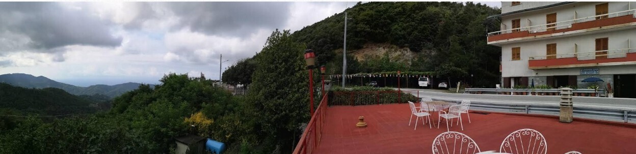 Stabile/Palazzo vista mare in strada statale 1 2, Deiva Marina