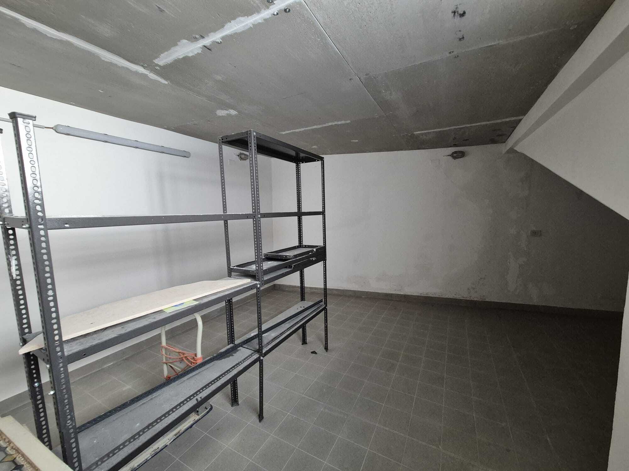 Box/Garage 53mq in vendita in via antica romana occidentale 314, Sestri Levante