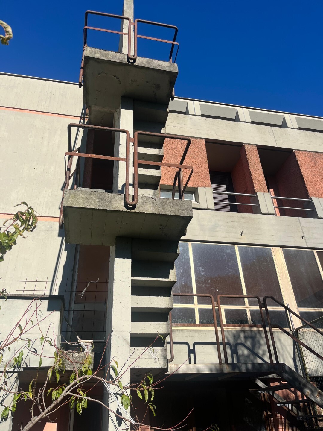 Stabile/Palazzo da ristrutturare in via miramare 43, Leivi
