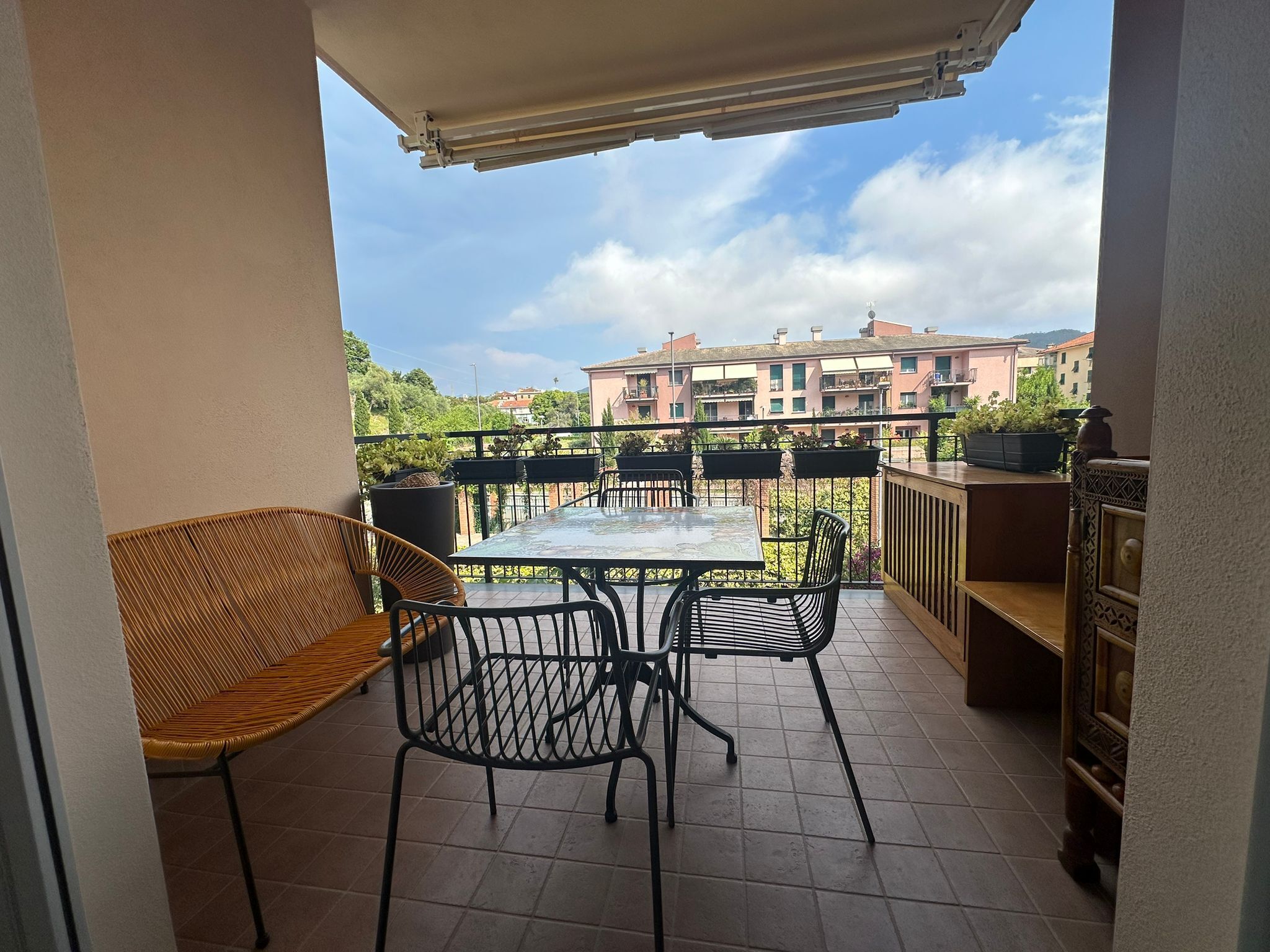 Appartamento con terrazzo in via privata emilia 170, Sestri Levante