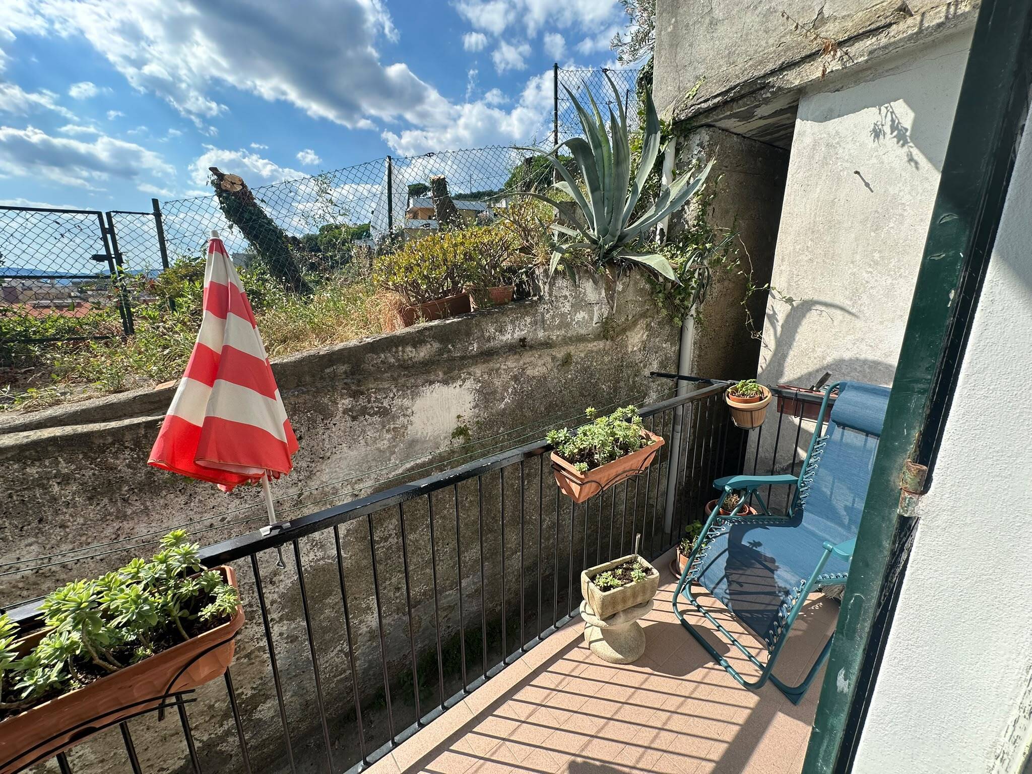 Trilocale da ristrutturare in via modena 18, Lavagna