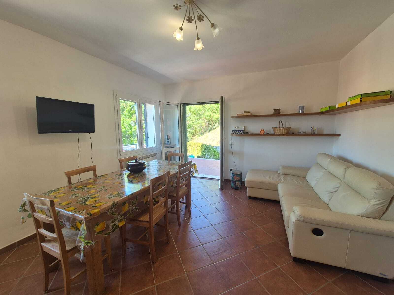 Quadrilocale con giardino in via provinciale per novano, Casarza Ligure