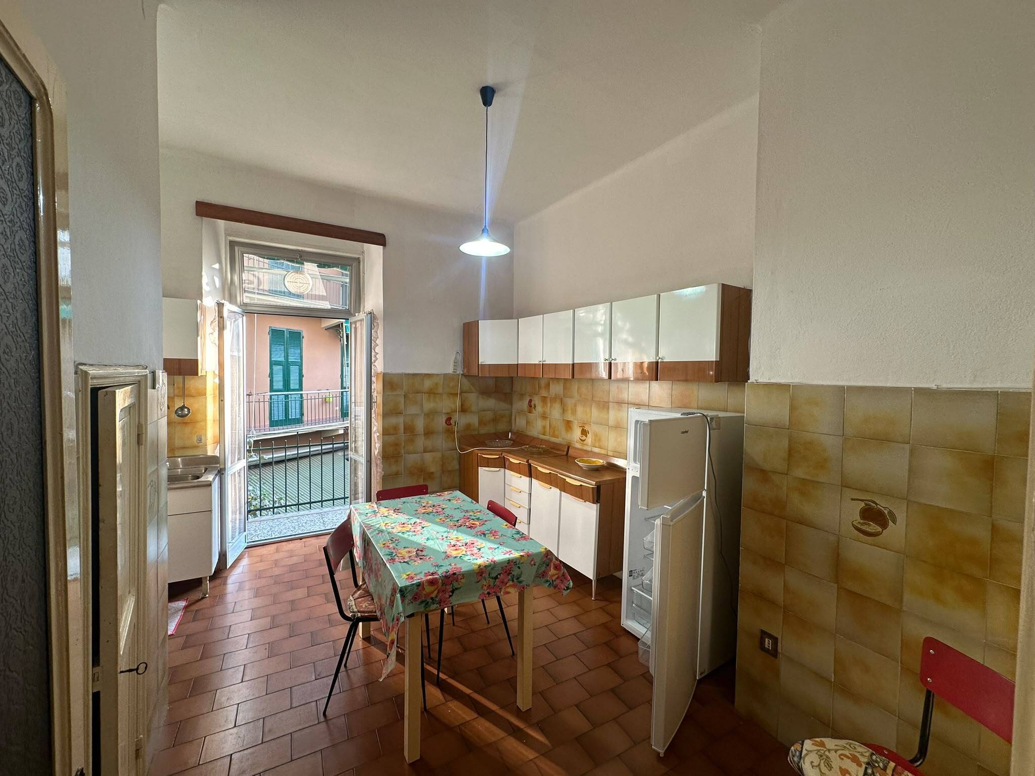 Appartamento da ristrutturare in via vincenzo fascie 64, Sestri Levante