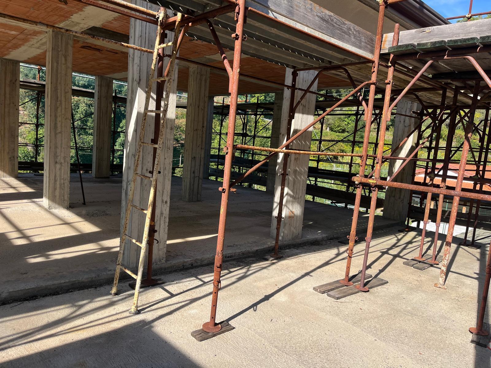 Villa nuova in via casali lungo statale 10, Castiglione Chiavarese