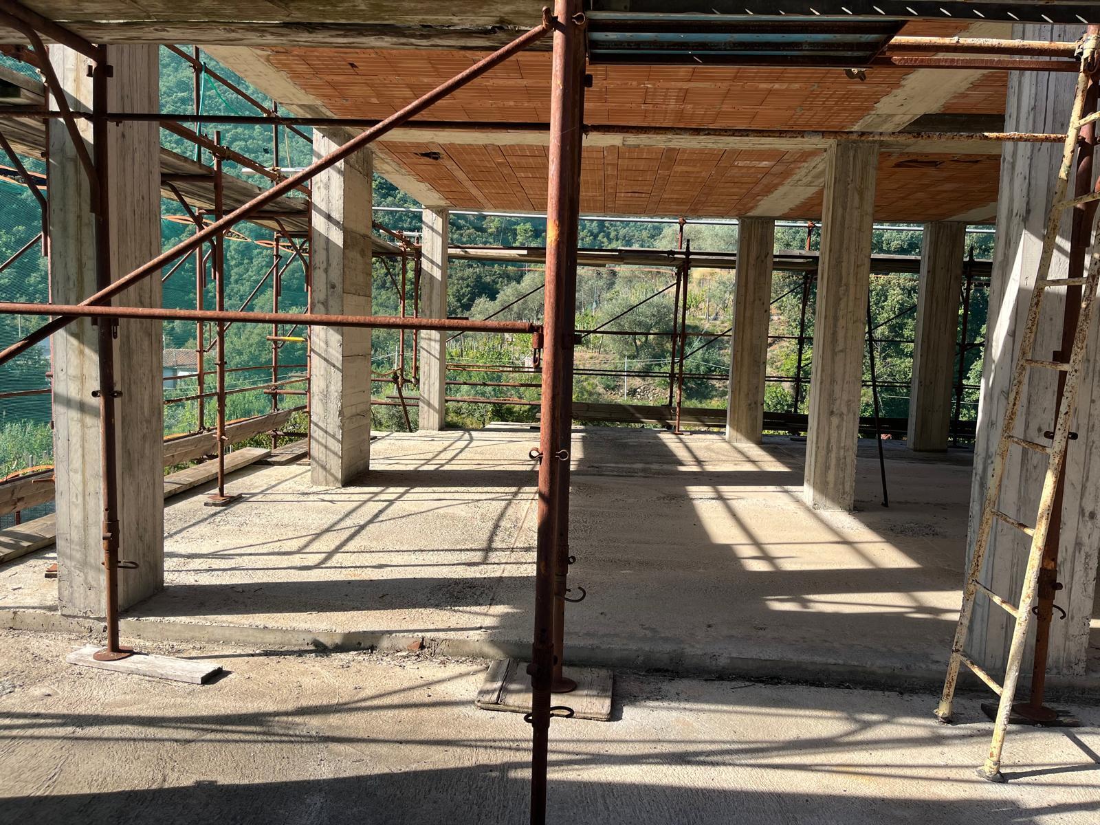 Villa nuova in via casali lungo statale 10, Castiglione Chiavarese