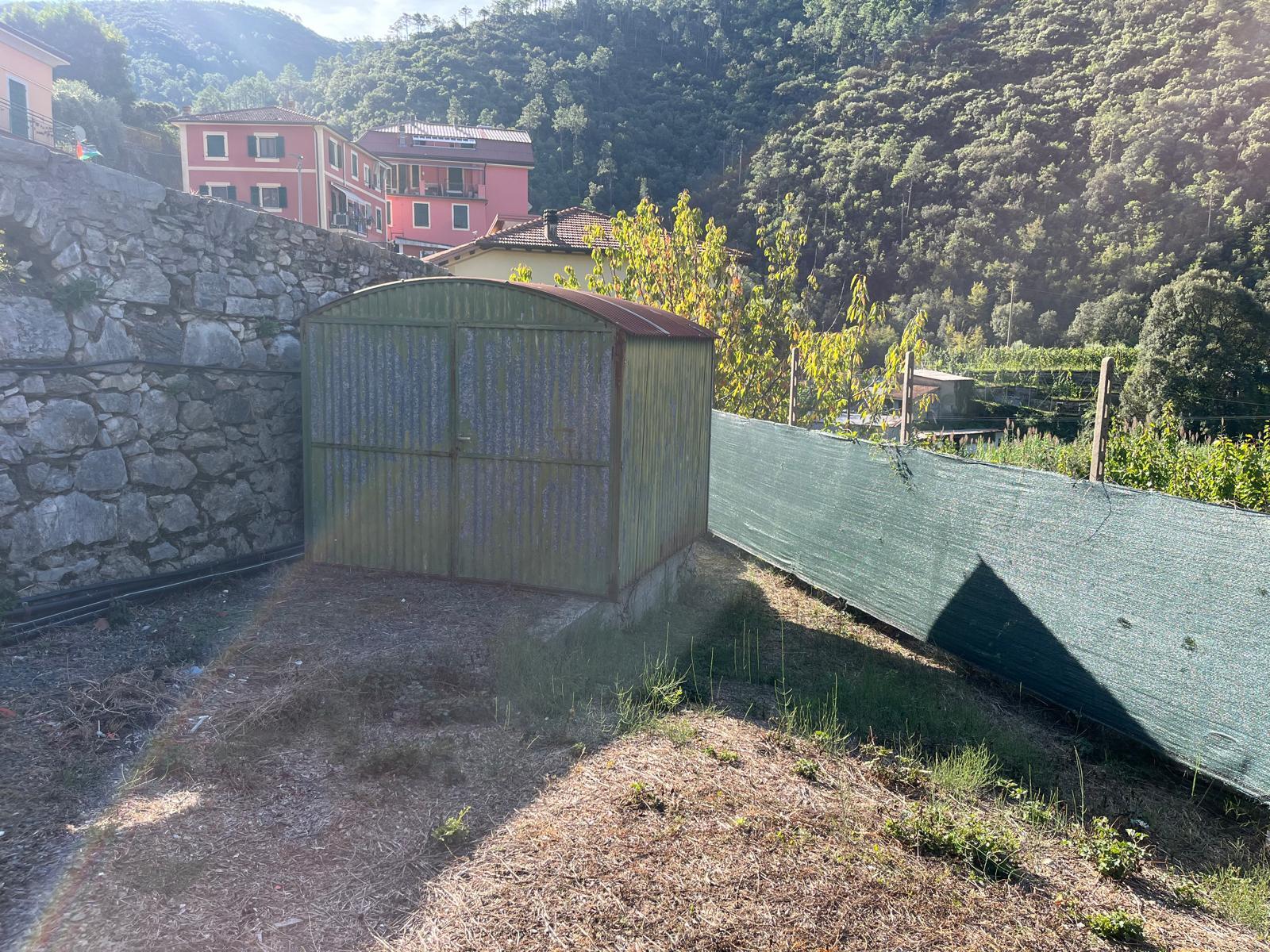 Villa nuova in via casali lungo statale 10, Castiglione Chiavarese